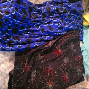 MYSTERY Box 4 Pairs Of Leggings